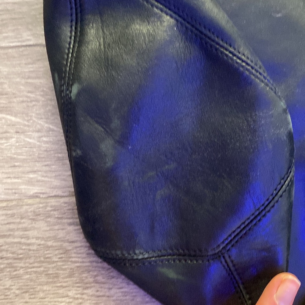 Black leather tote bag from Creatures Of Comfort - Picture 11 of 16
